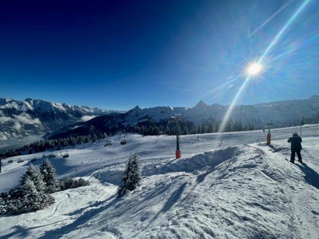 Alpenchalet Piz Huesli ทชากูนส์ ภายนอก รูปภาพ