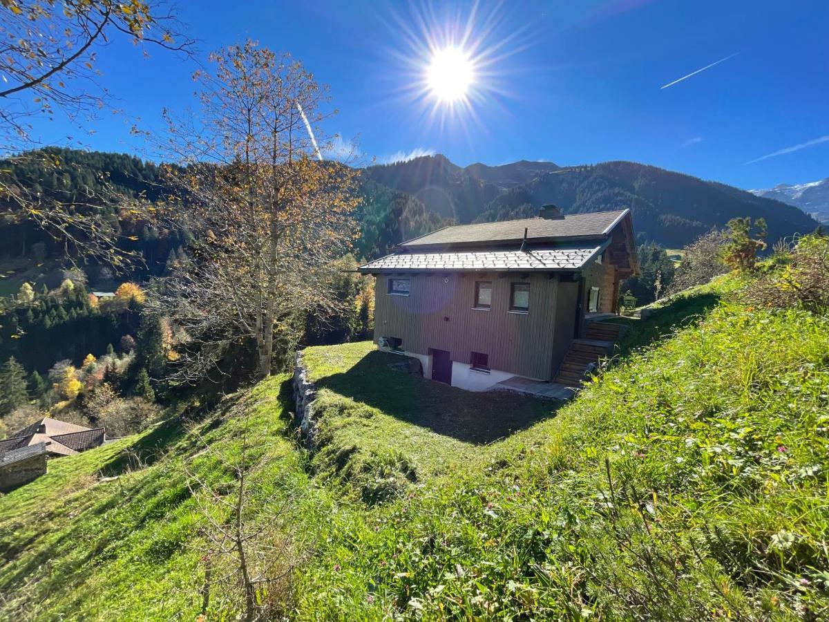 Alpenchalet Piz Huesli ทชากูนส์ ภายนอก รูปภาพ