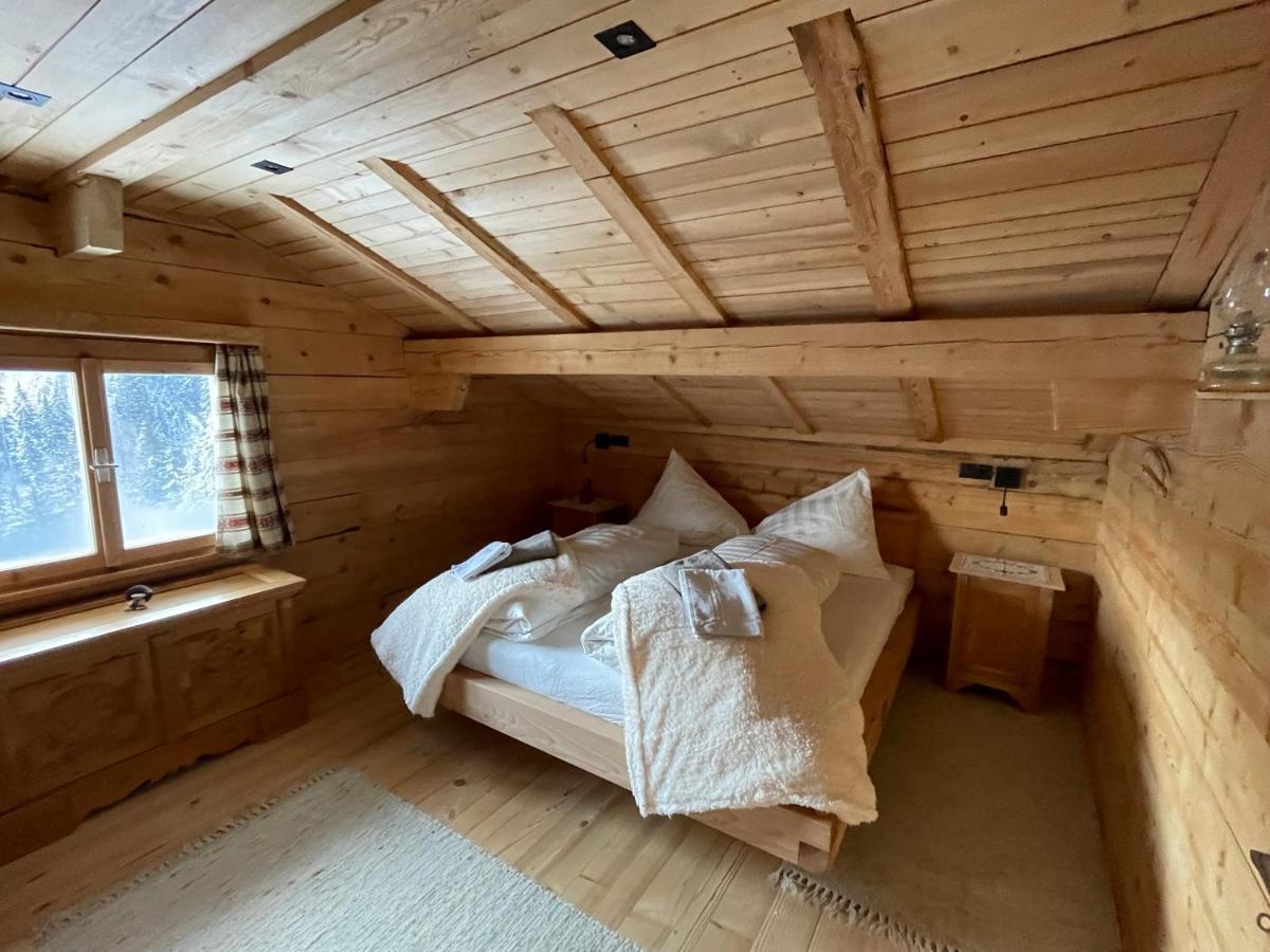 Alpenchalet Piz Huesli ทชากูนส์ ภายนอก รูปภาพ